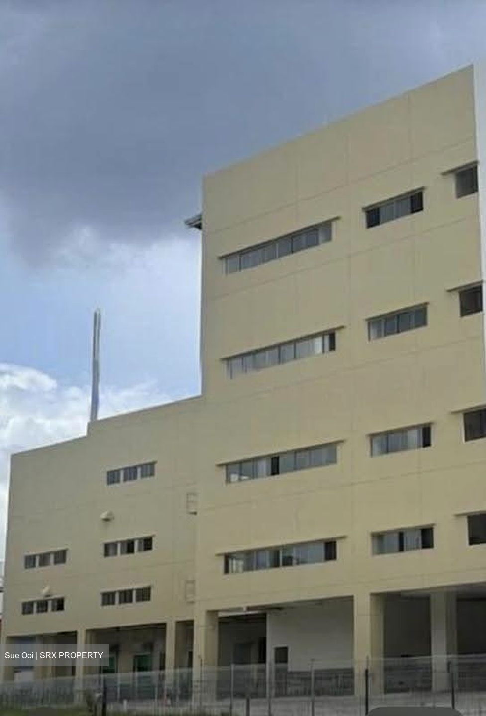 Senoko Way (D27), Factory #634960341
